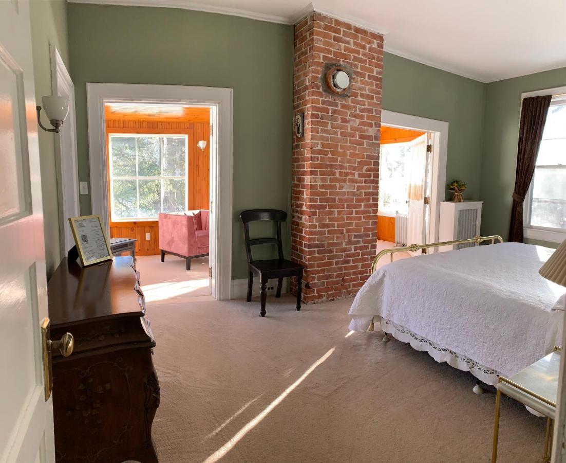 Franklin Manor Bed And Breakfast 萨拉纳克莱克 外观 照片