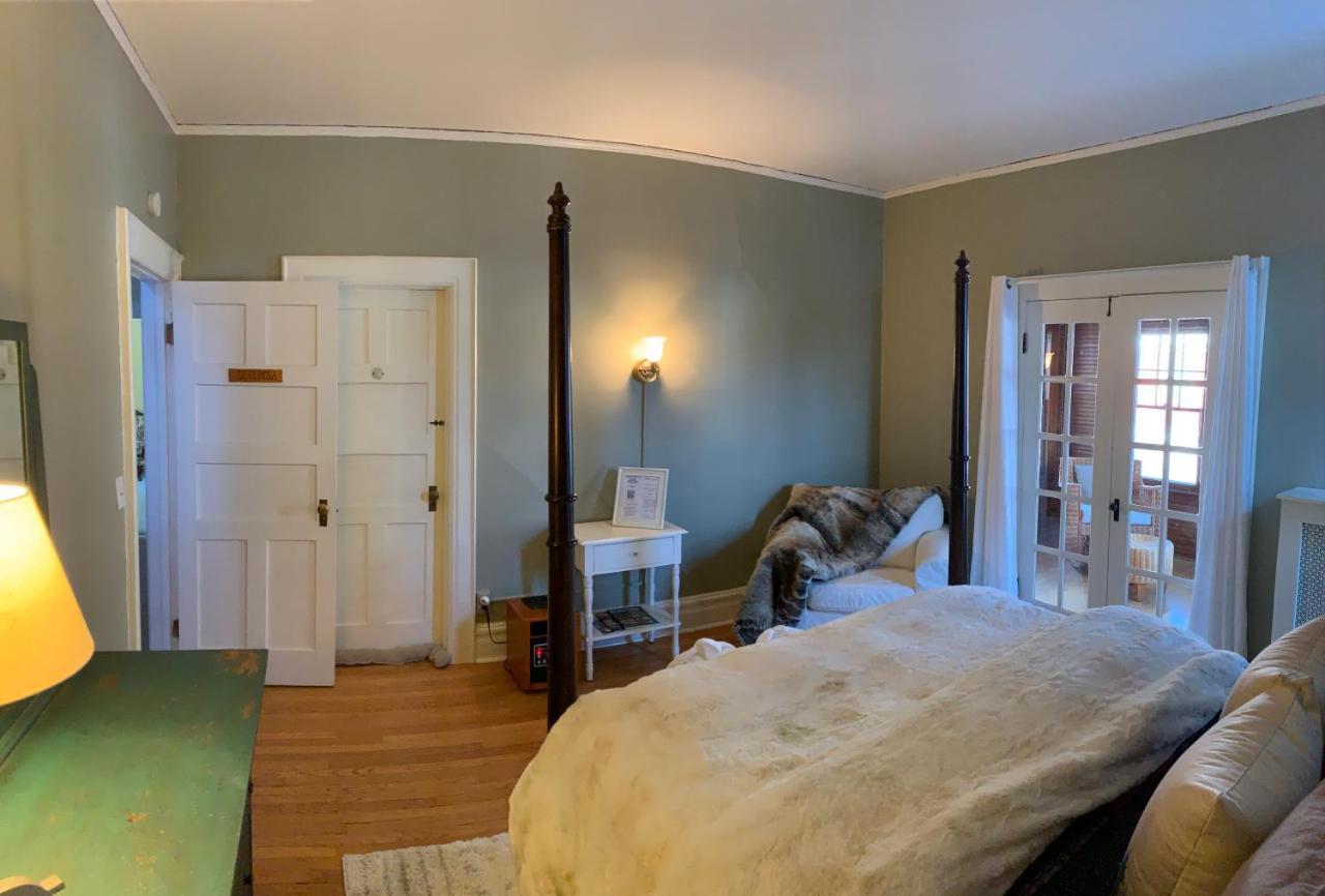 Franklin Manor Bed And Breakfast 萨拉纳克莱克 外观 照片