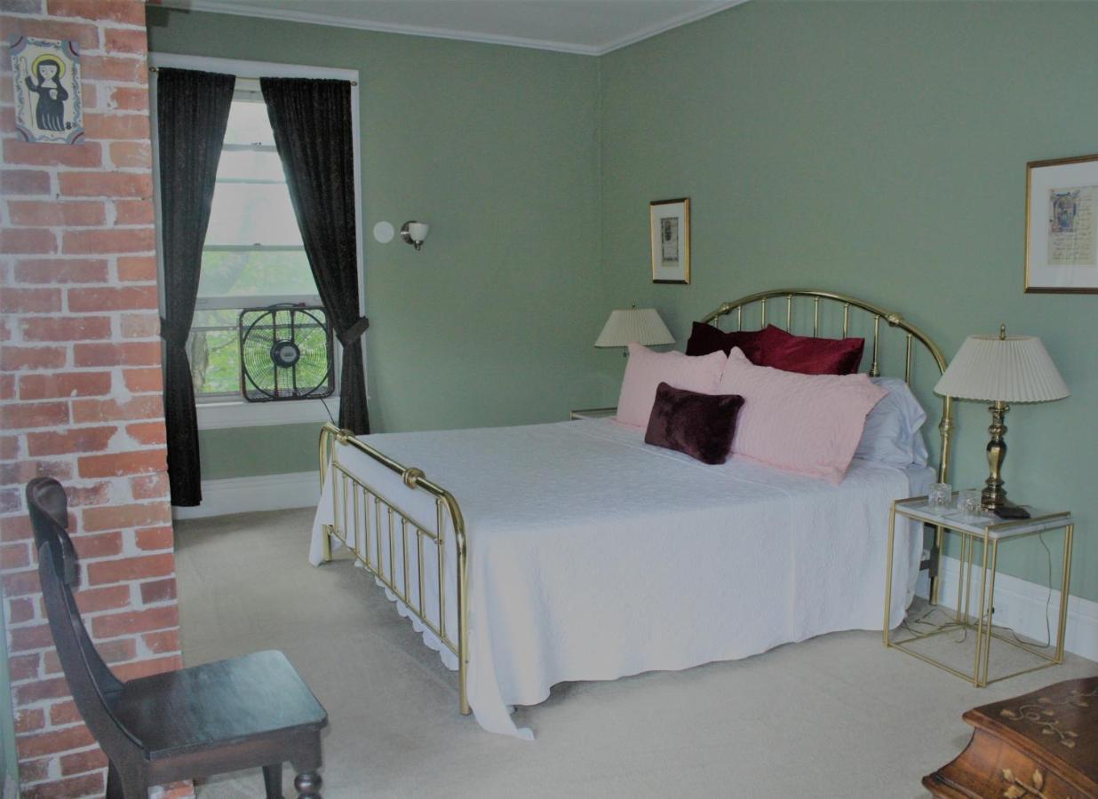 Franklin Manor Bed And Breakfast 萨拉纳克莱克 外观 照片