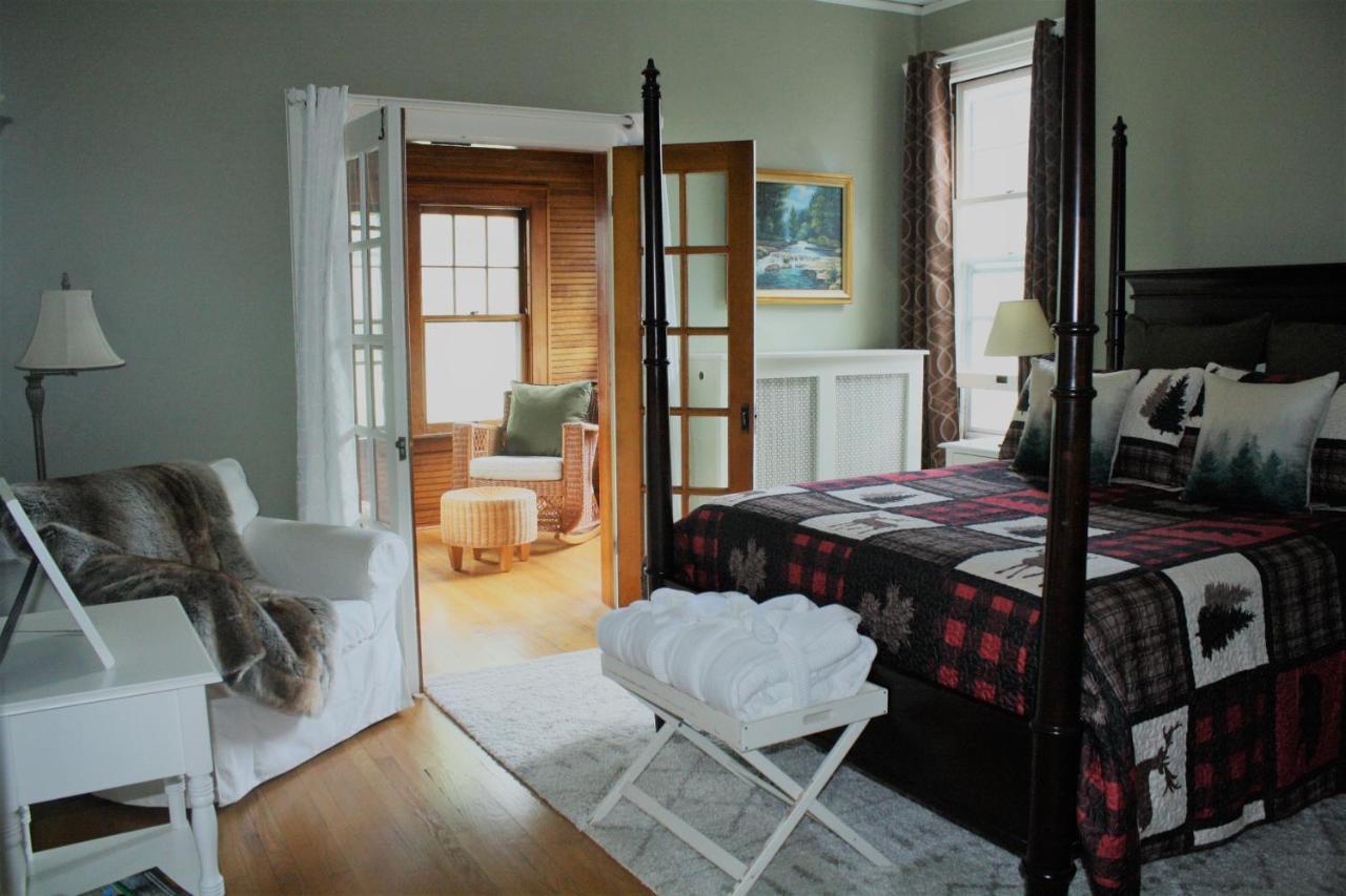 Franklin Manor Bed And Breakfast 萨拉纳克莱克 外观 照片
